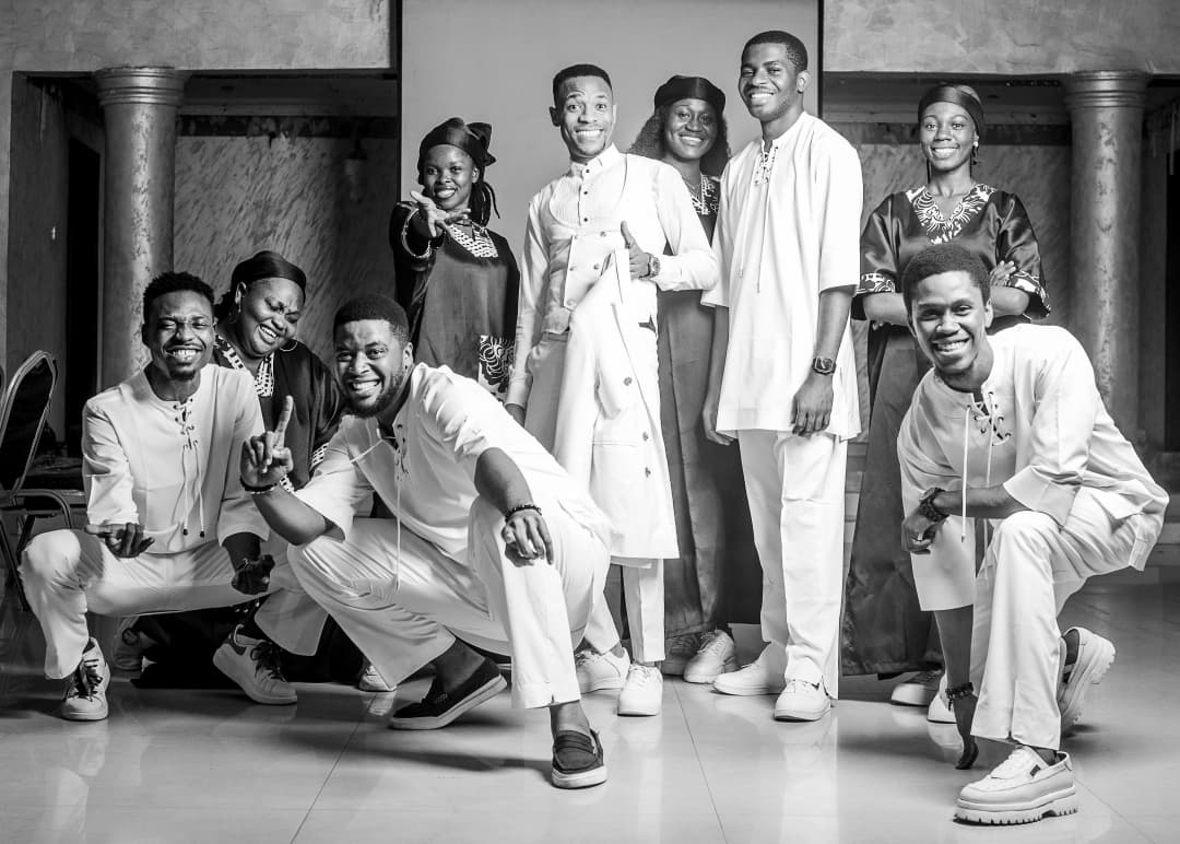 Collage /bucket/34.jpeg